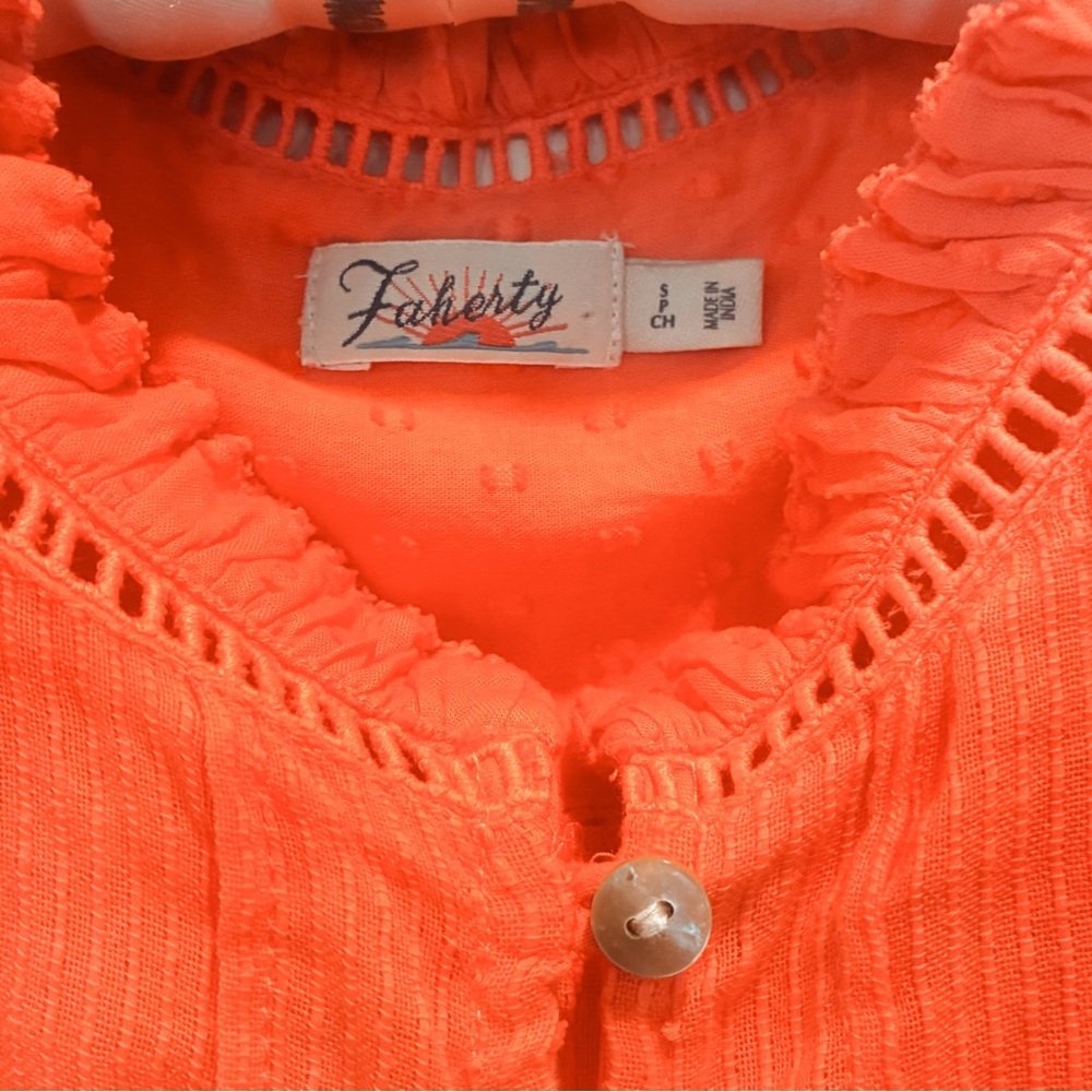 Faherty Coral Button-Front Ruffle-Trim Blouse - Picture 7 of 13